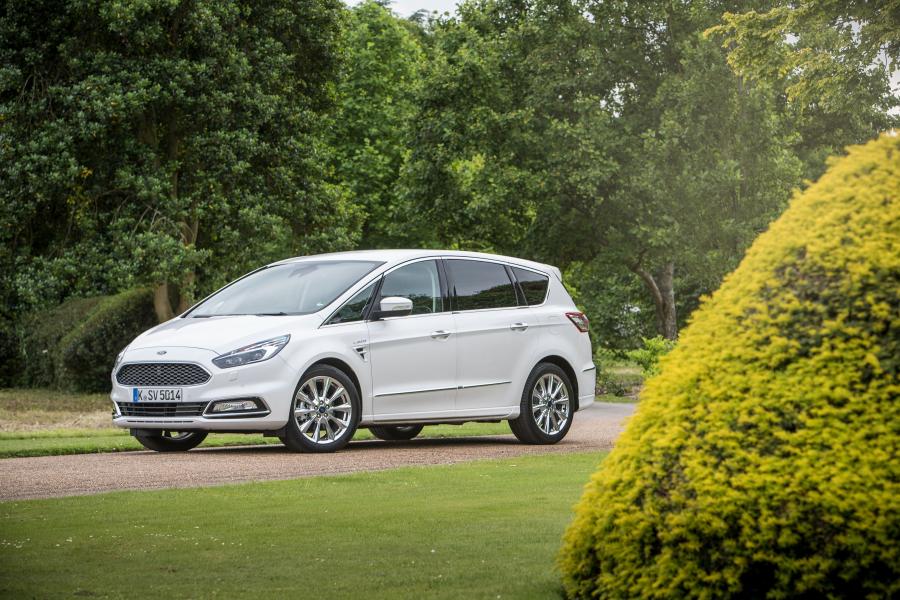  Ford Vignale S-Max 2016 года  (UK) (фото 7 из 25)